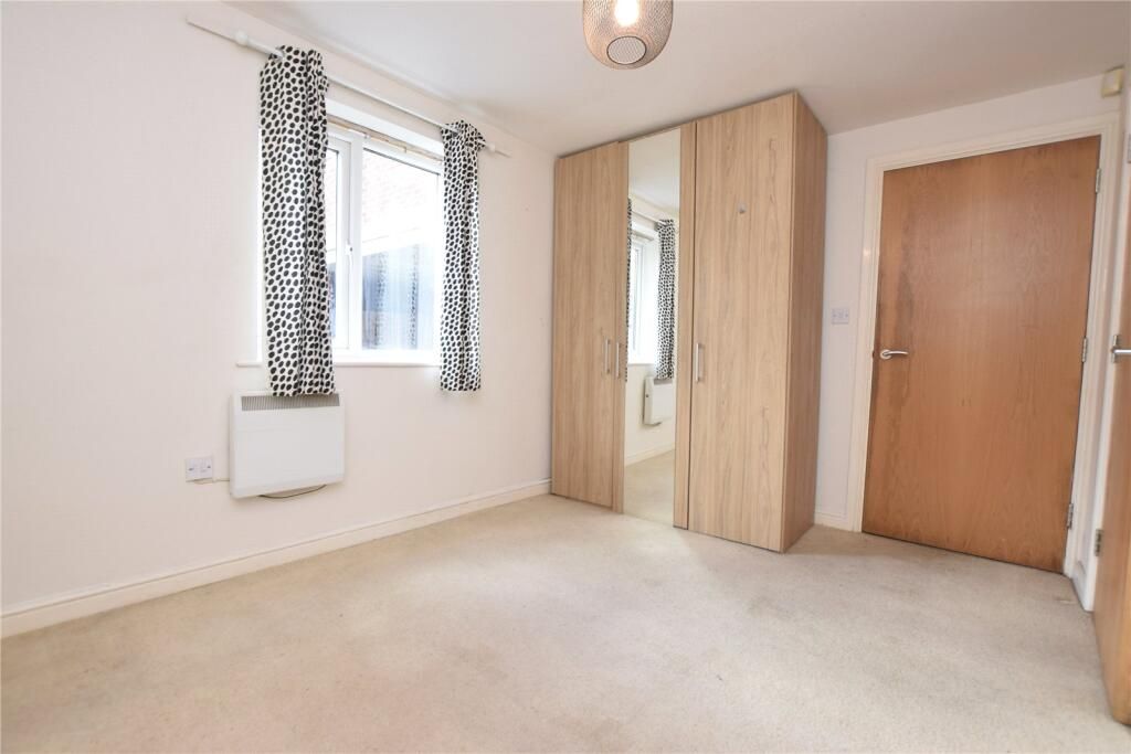 Property photo 3 of 7 Photo 2