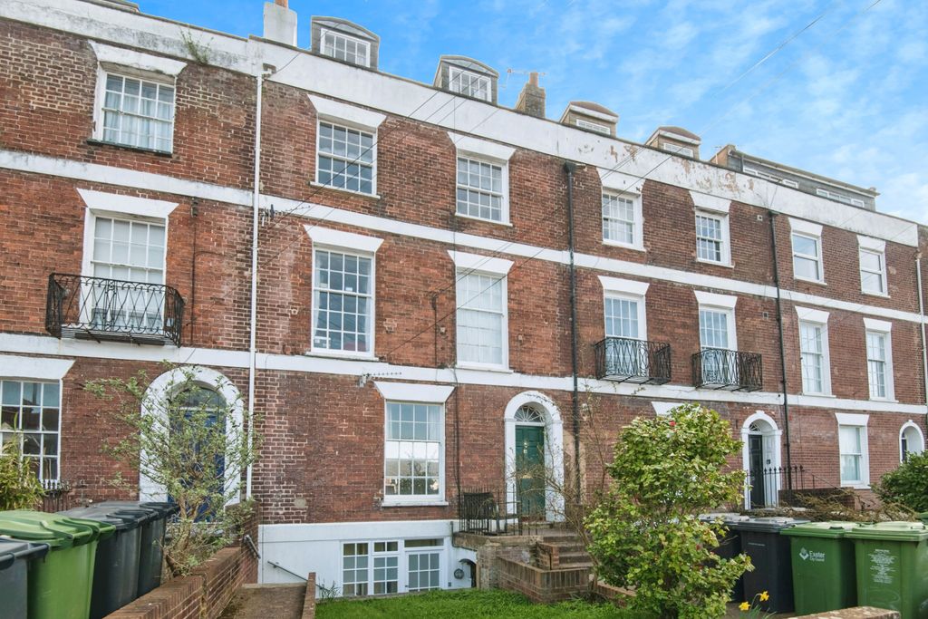 Property photo 1 of 10 Photography