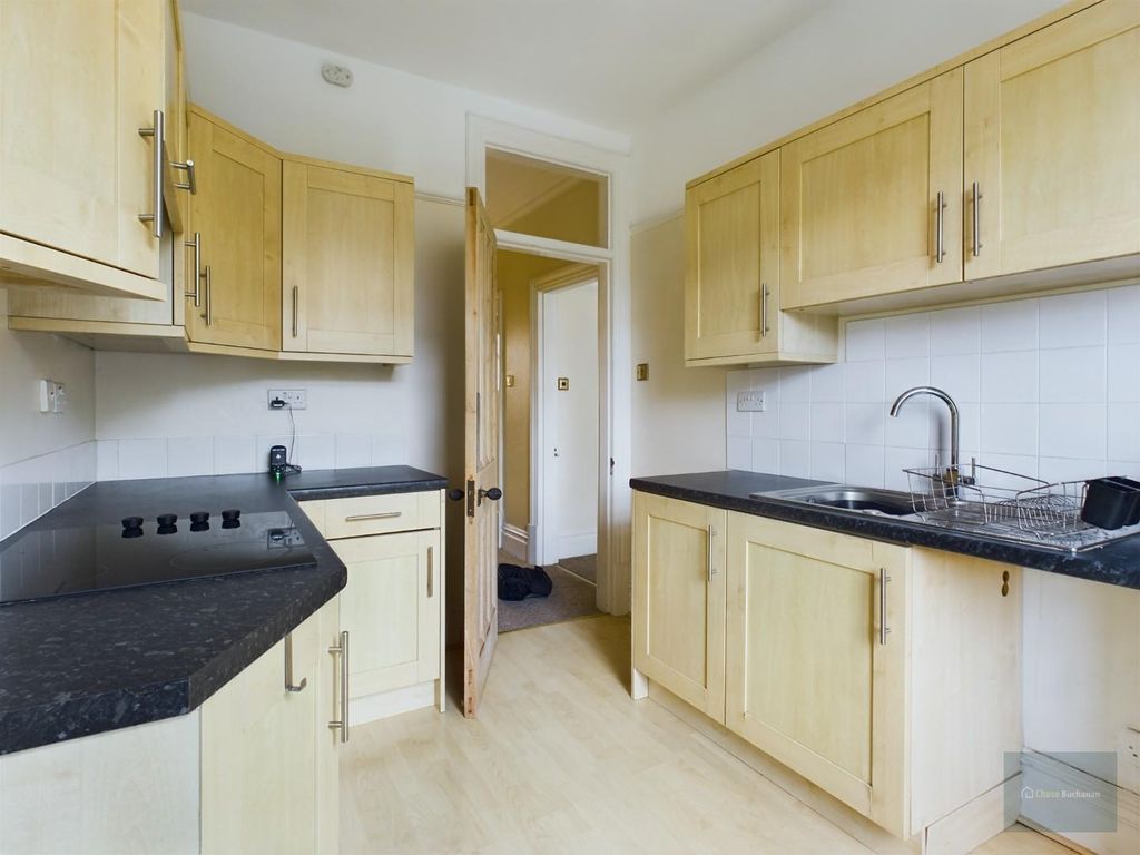 Property photo 3 of 5 Kitchen.Jpg