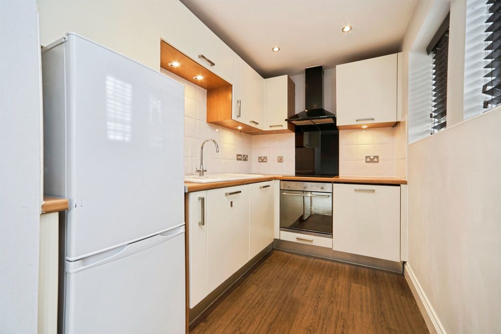 Property photo 3 of 9