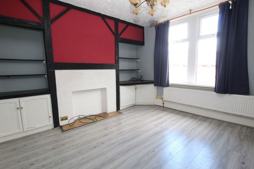 Property photo 2 of 15
