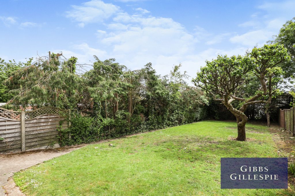 Property photo 3 of 10 3
