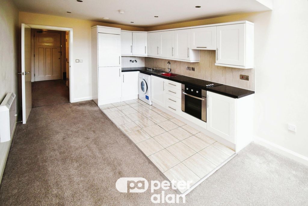 Property photo 3 of 11 Image