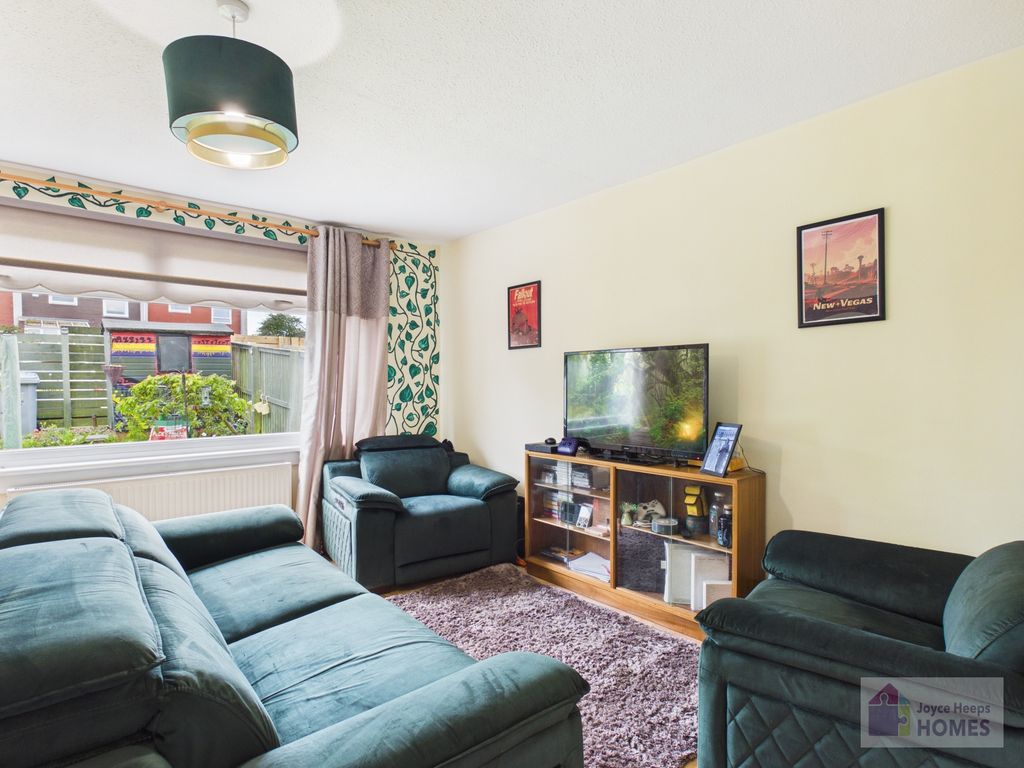 Property photo 2 of 21