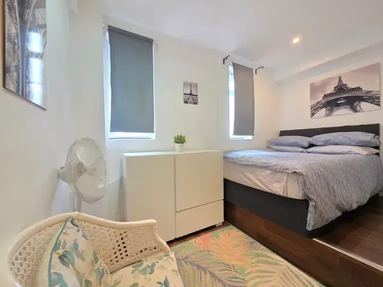 Property photo 3 of 5 Gallery