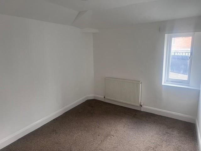 Property photo 3 of 11 Bedroom