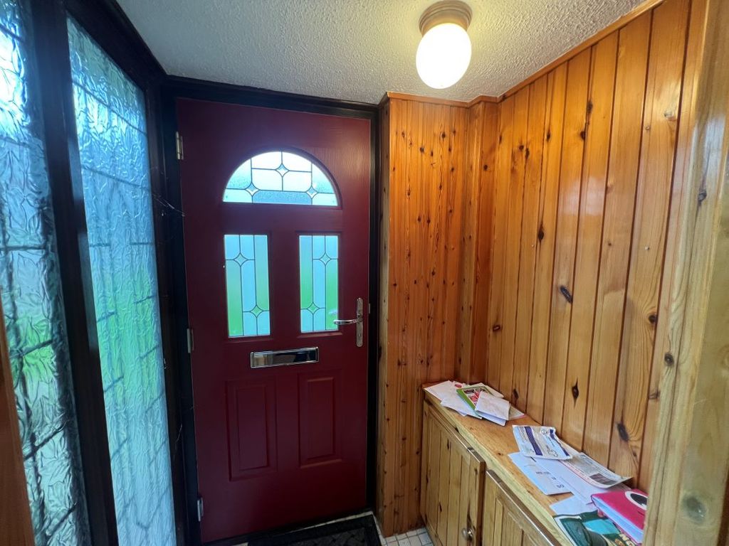 Property photo 3 of 31