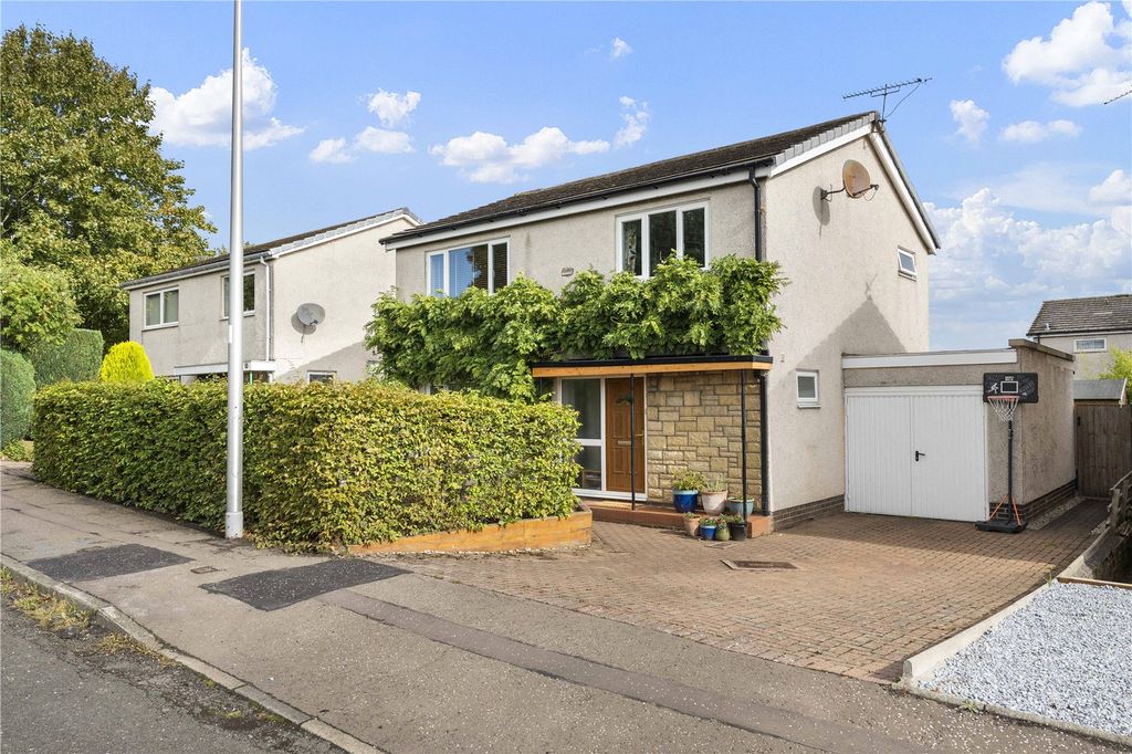 Property photo 1 of 27 Broomhill Drive 42
