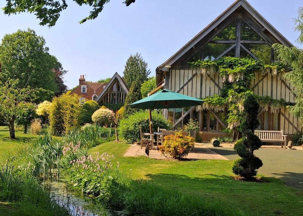 Property photo 1 of 41