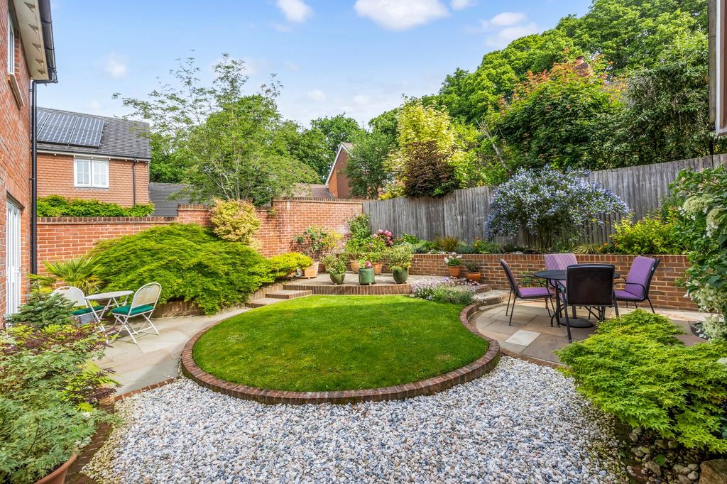 Property photo 3 of 19