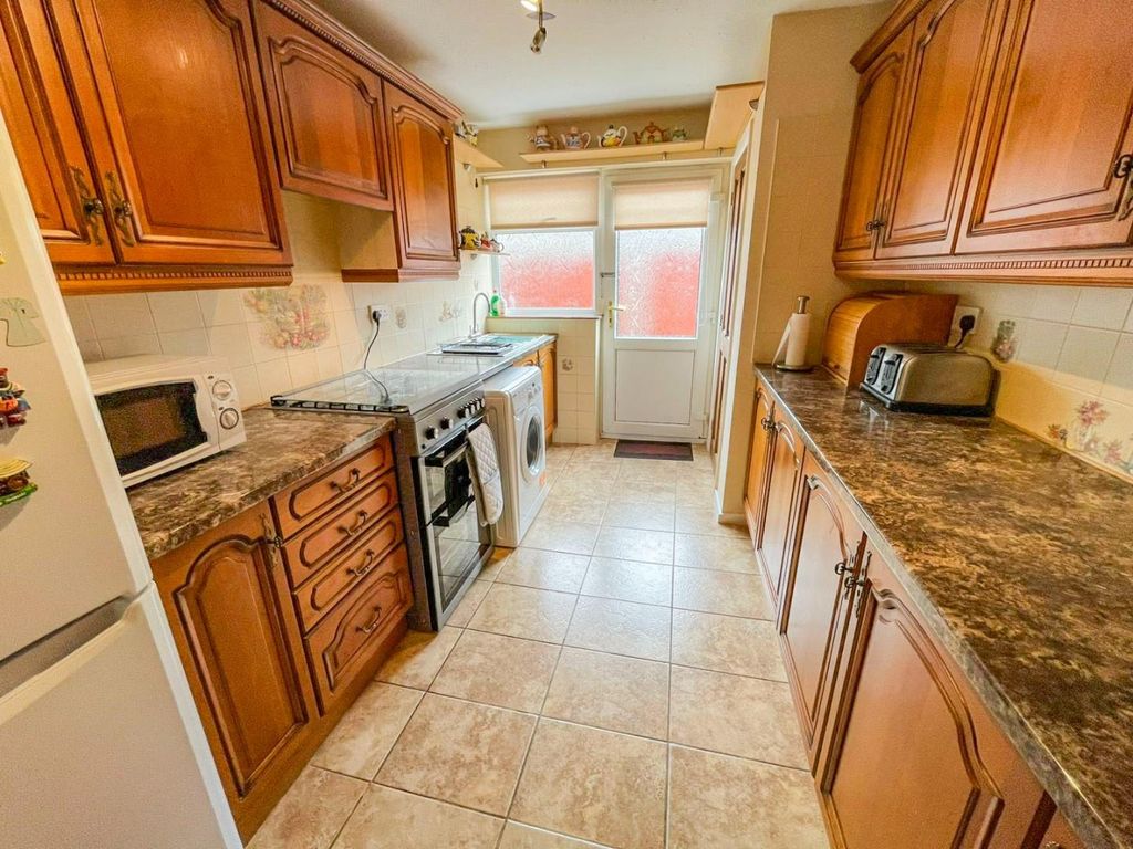 Property photo 3 of 18 Tlc_B26A915E-3B91-4521-Aff8-70d10A7E7016_96E0Eab.J