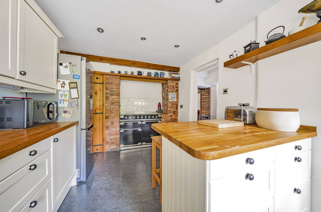 Property photo 3 of 21 1115270 (3).Jpg