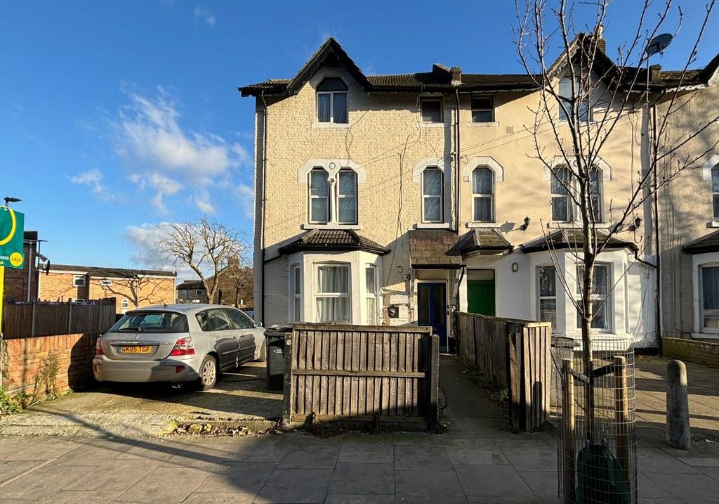 Property photo 1 of 1