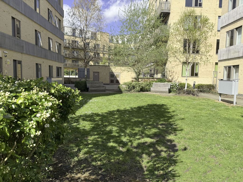 Property photo 3 of 26