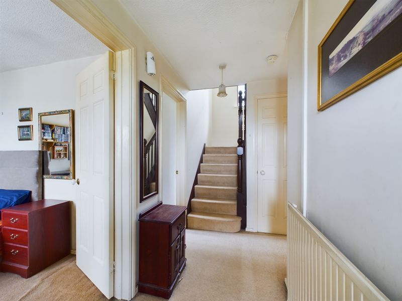 Property photo 2 of 19 Hallway