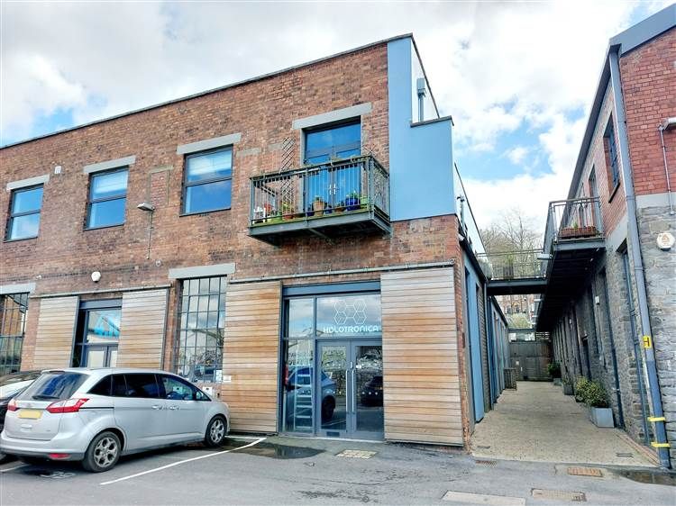 Property photo 1 of 1