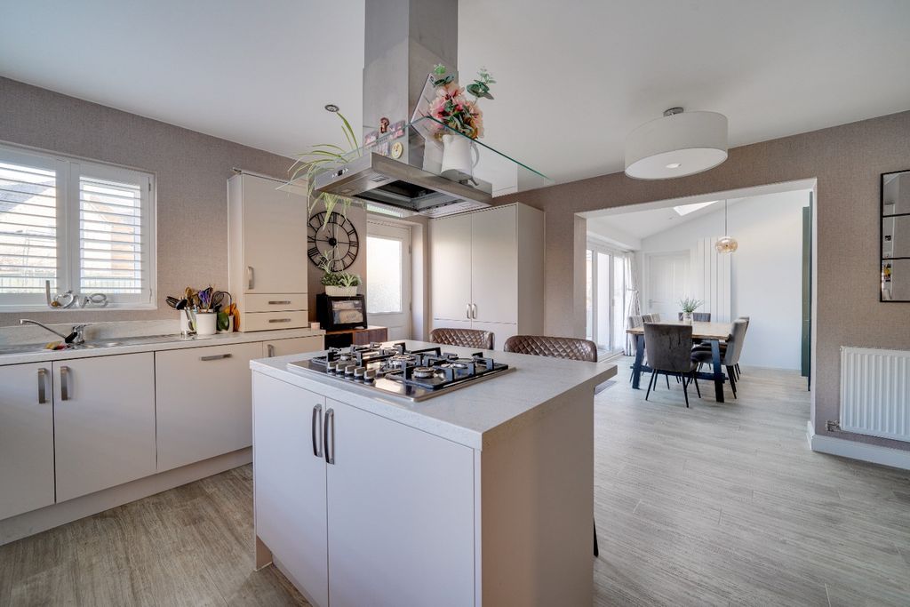 Property photo 2 of 29 3620442