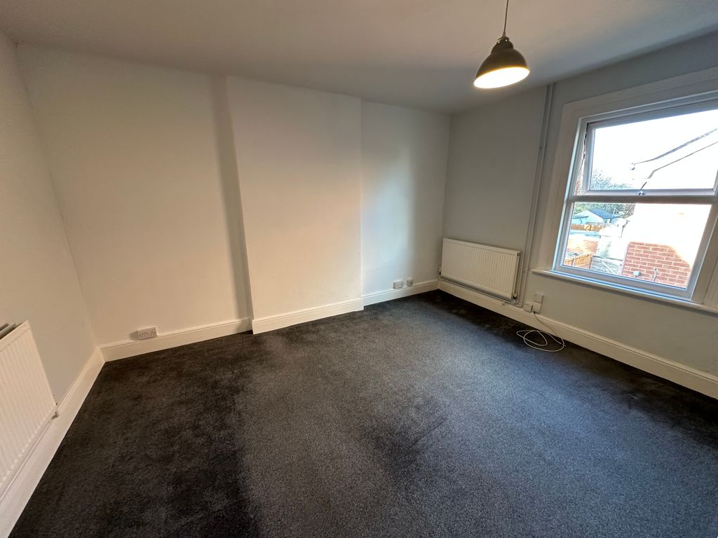 Property photo 2 of 5 Living Room