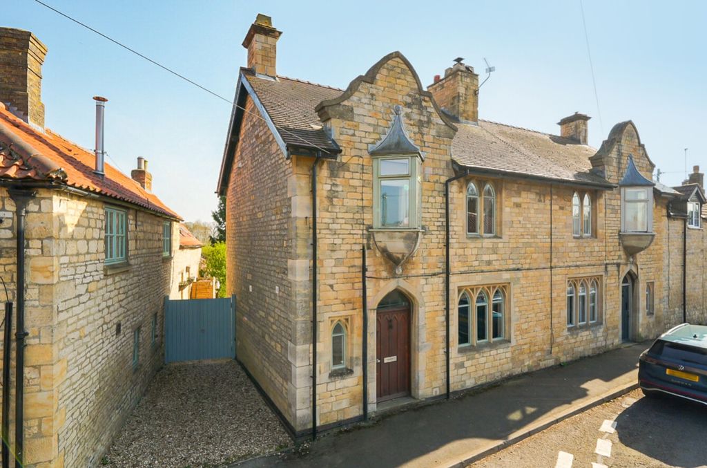 Property photo 1 of 24 5-69d7487453Ad1-1440402-(2)-5