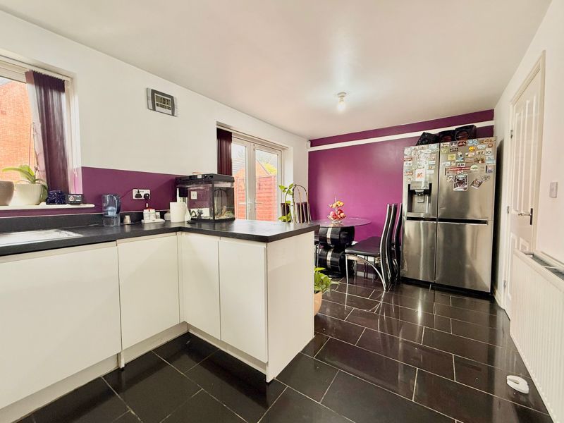 Additional image 9 of 3 bed semi-detached house for saleGuardian Way, Luton LU1