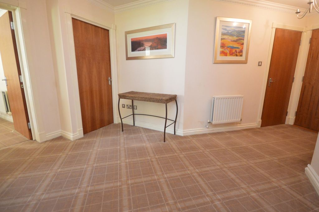 Property photo 3 of 21