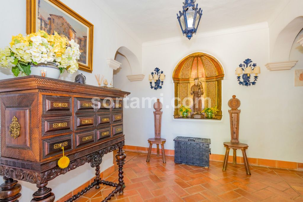 Property photo 2 of 30