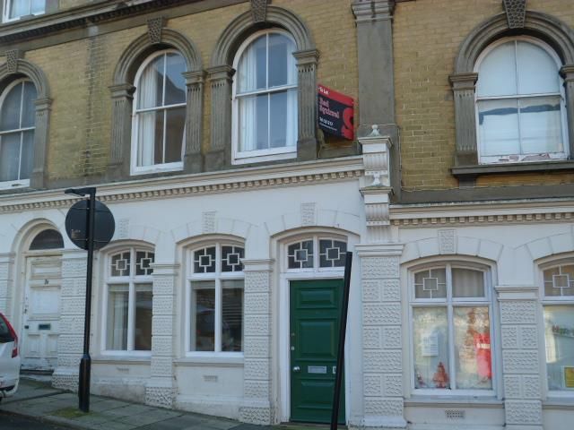 Property photo 1 of 6