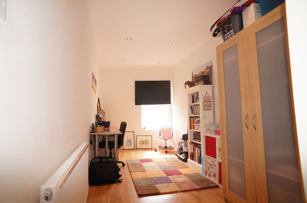 Property photo 2 of 6 Bedroom 2