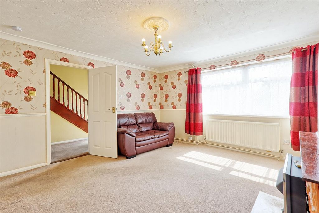 Property photo 3 of 17 Img_6381_2_3_Easyhdr-Interior3.Jpg