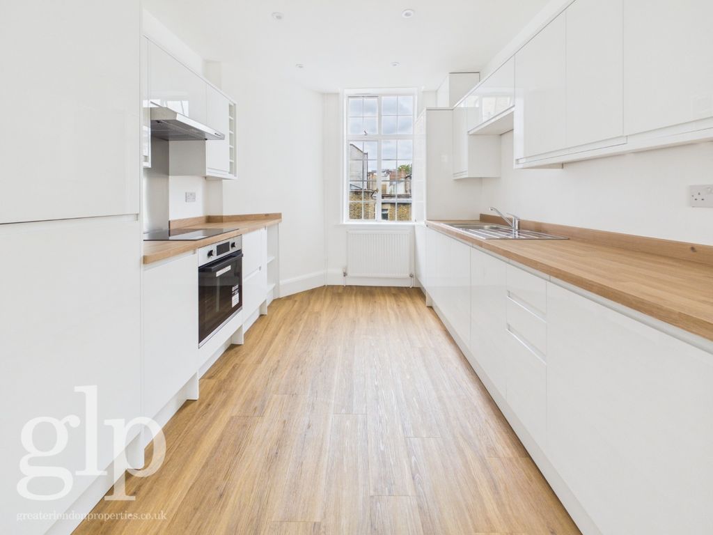 Property photo 2 of 27 5347432
