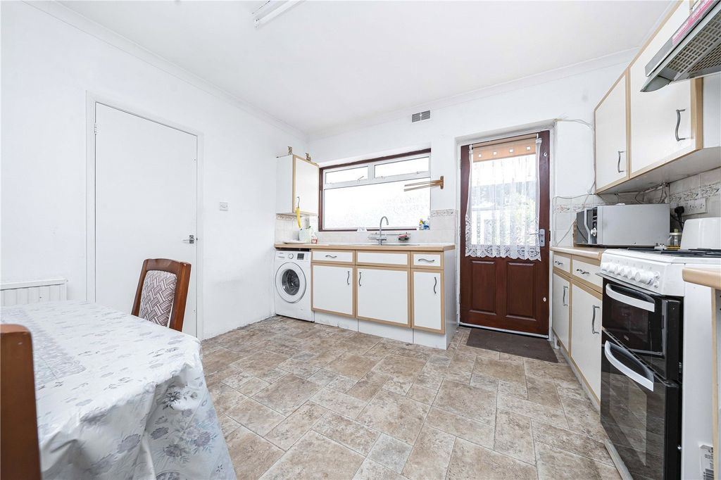 Property photo 3 of 14 Picture No. 08