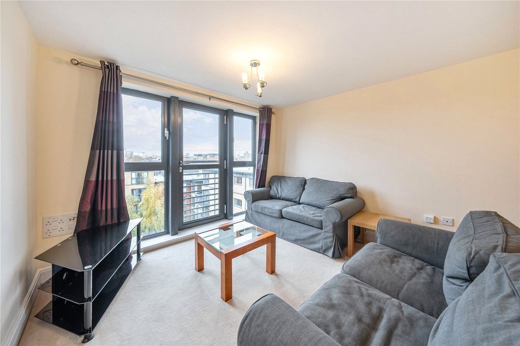 Property photo 3 of 12 Reception Room