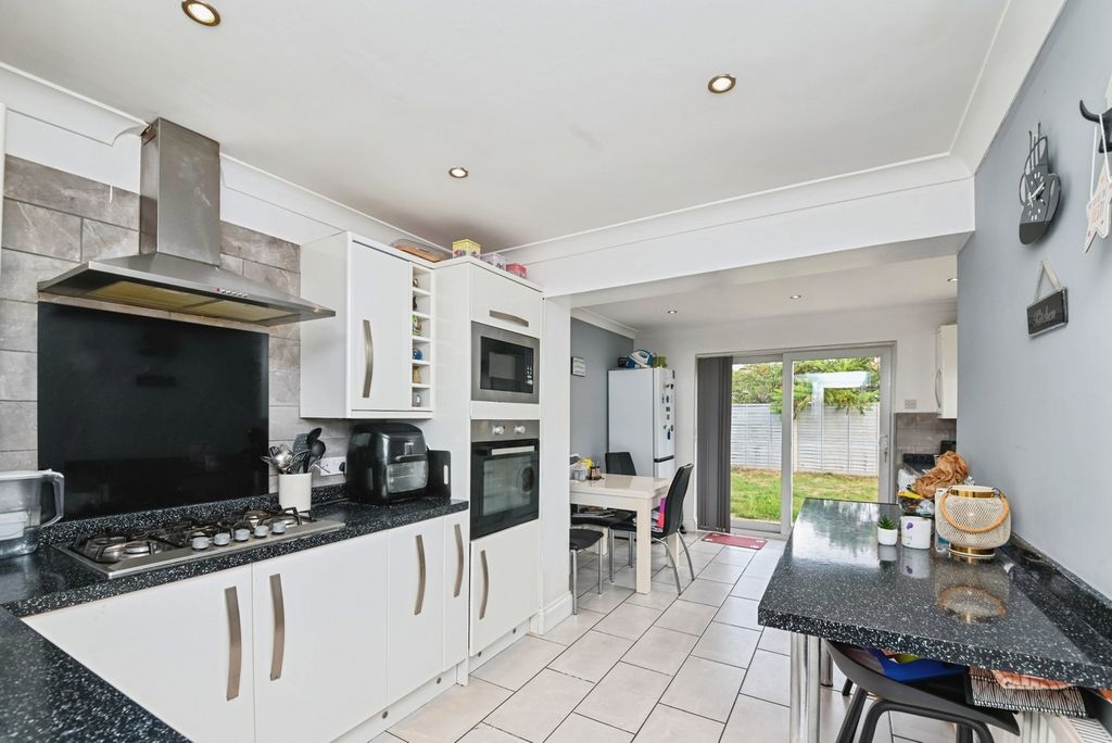Property photo 2 of 9 Pbox-Img.Jpg
