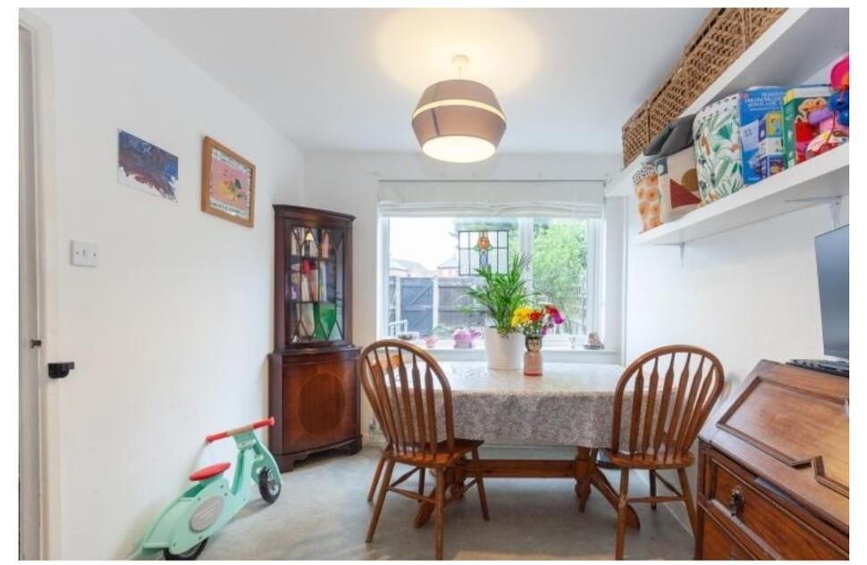 Property photo 3 of 11 Dining Room.Jpg