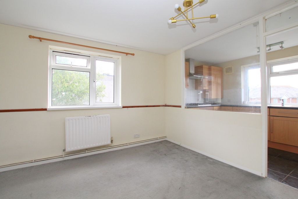Property photo 3 of 8 Not Specified