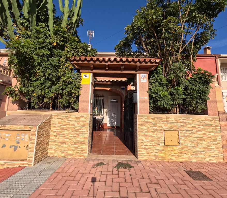 Property photo 3 of 41