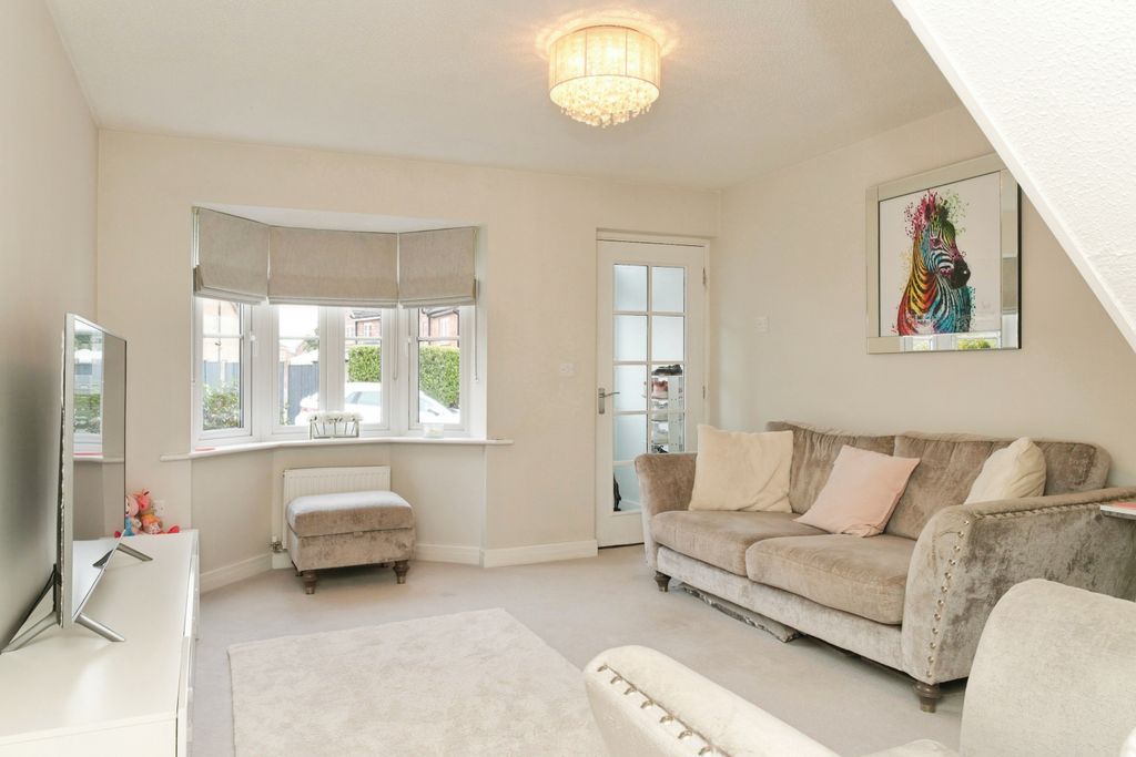 Property photo 3 of 16