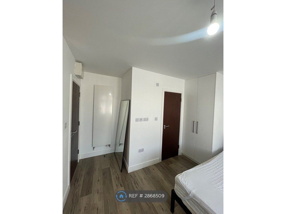 Property photo 3 of 4