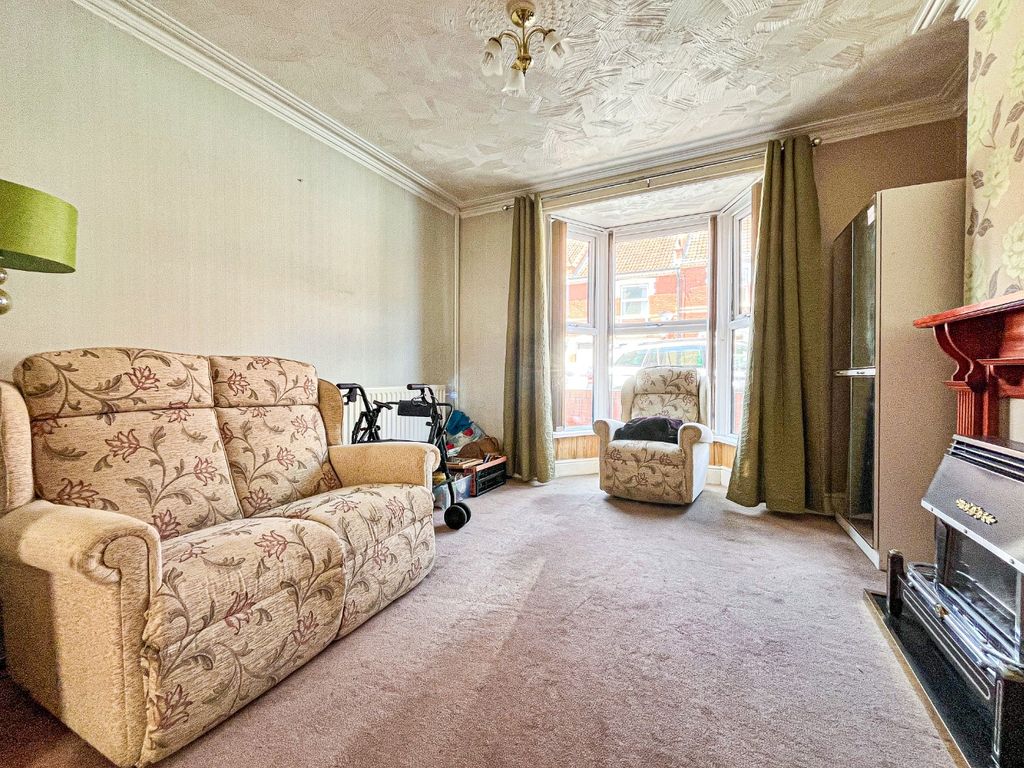 Property photo 2 of 14 4309913