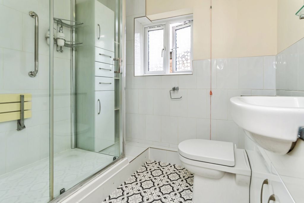 Property photo 3 of 16 Pbox-Img.Jpg