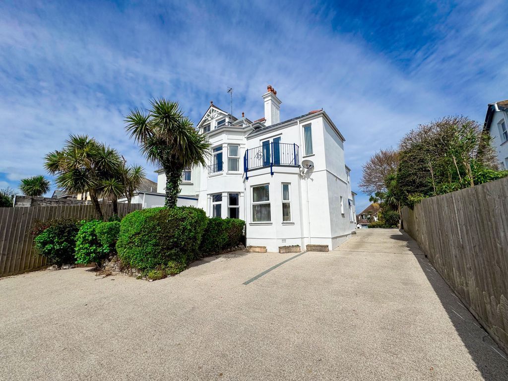 Property photo 1 of 32 Photo 2