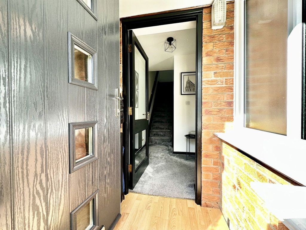 Property photo 3 of 23