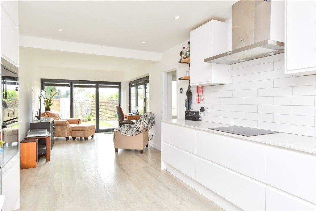 Property photo 3 of 13 Lounge/ Kitchen/ Diner