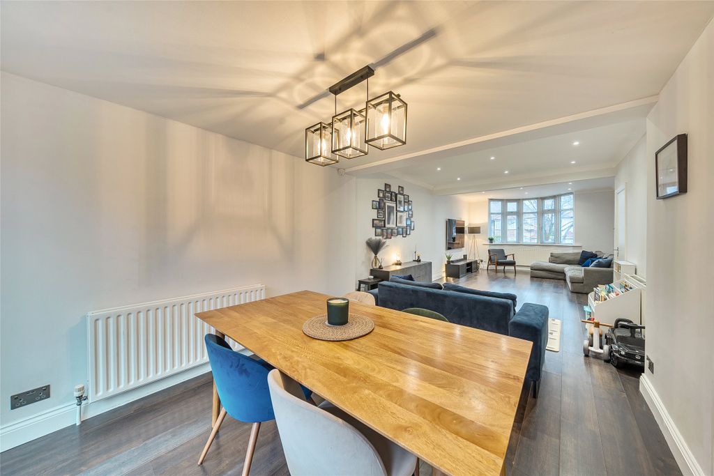 Property photo 1 of 15 Picture No. 18