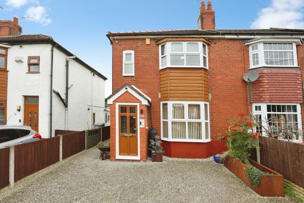 Property photo 1 of 17 Pbox-Img.Jpg