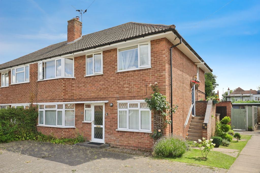 Property photo 1 of 17