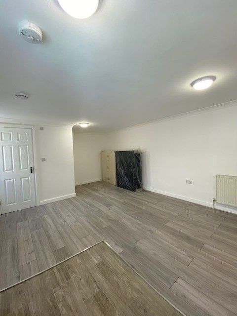 Property photo 3 of 3