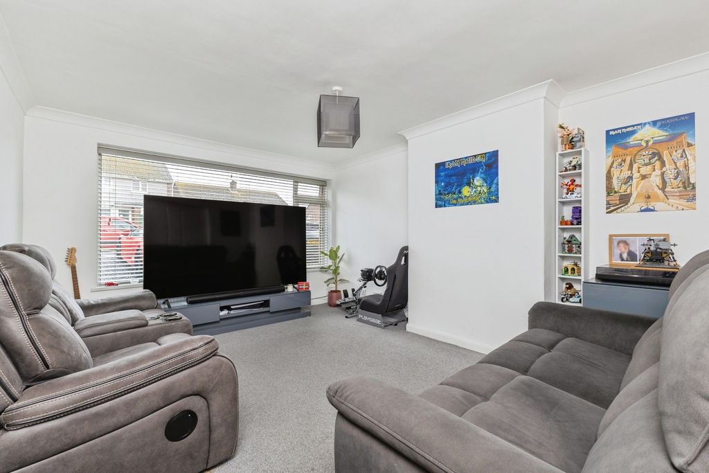 Property photo 2 of 18 Pbox-Img.Jpg