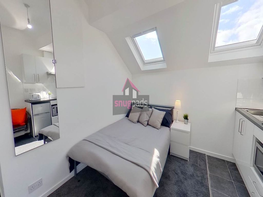 Property photo 3 of 6 3