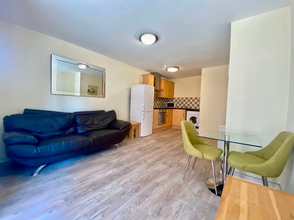 Property photo 3 of 11